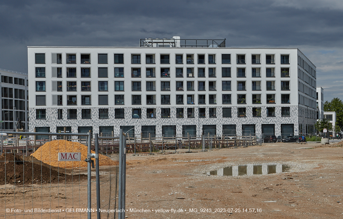 25.07.2023 - Rundgang im Alexisquartier in Neuperlach